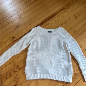 White American Eagle Sweater